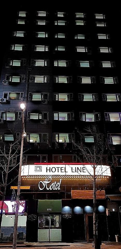 Residence Hotel Line Daejeon Exteriör bild